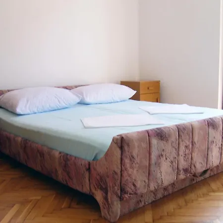 Апартаменты In - Insel Rab 17747 *