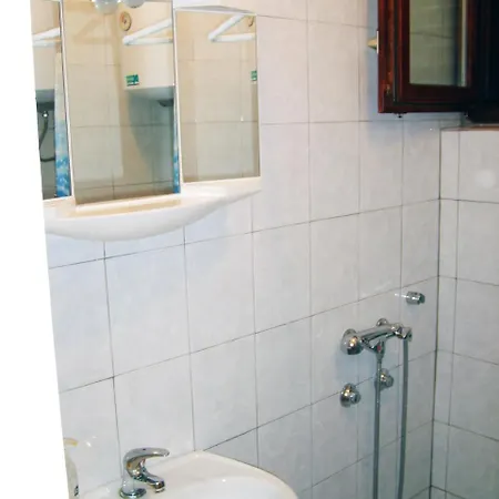 In - Insel Rab 17747 Апартаменты