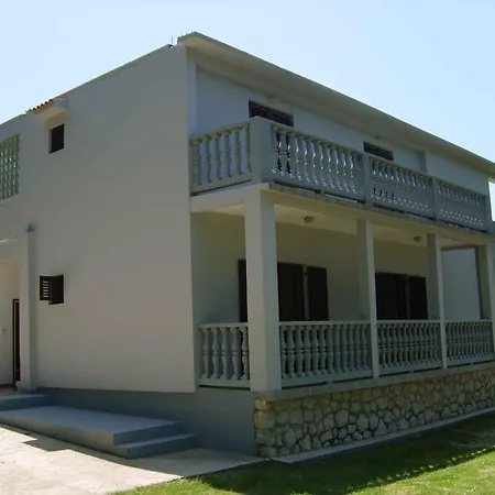 Apartment In Lopar/insel Rab 17747 *