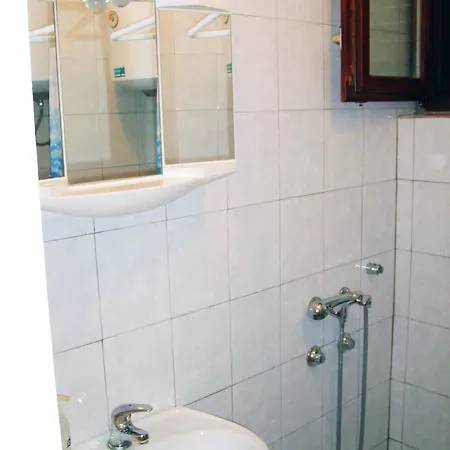 In - Insel Rab 17747 Apartment Lopar